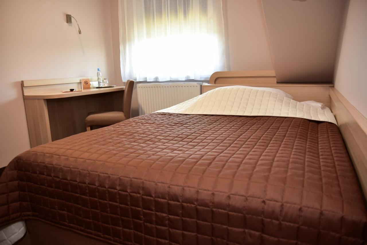 Hotel Некля Екстер'єр фото
